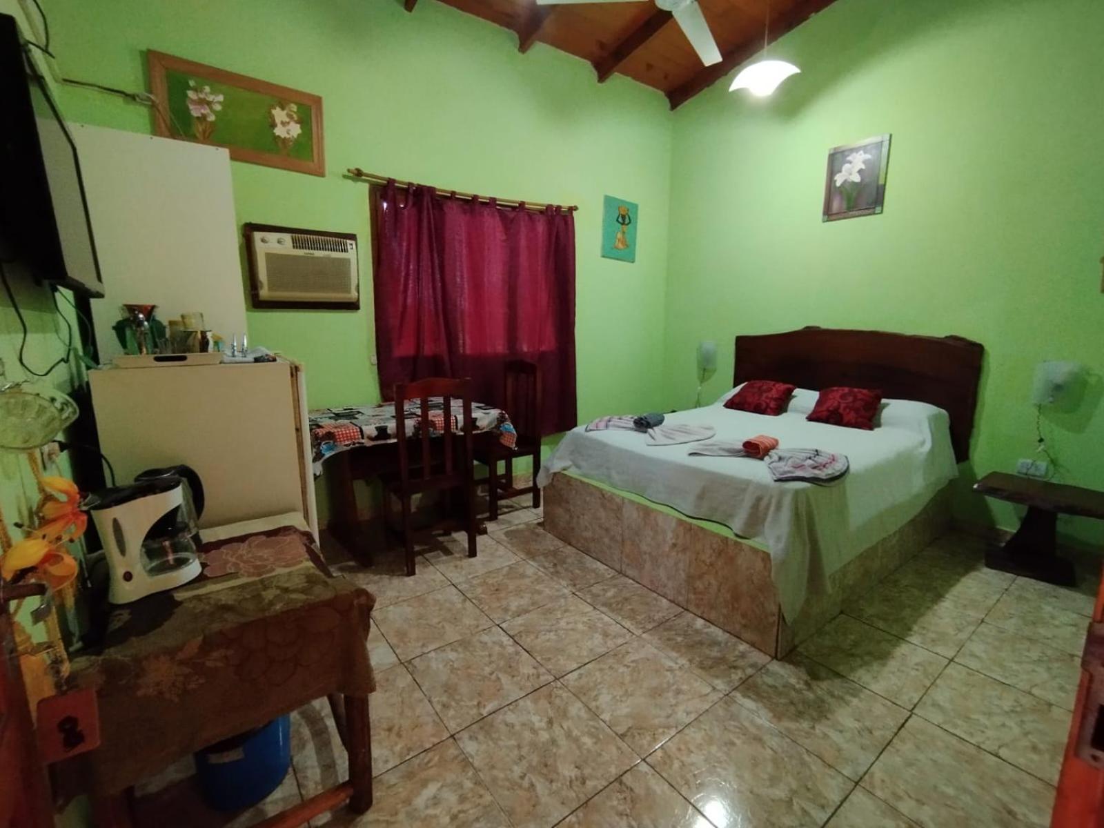 El Paraiso Apart Hotel ปูแอร์โตอีกวาซู ภายนอก รูปภาพ